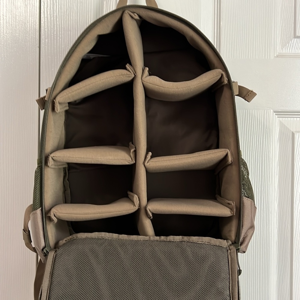 Backpack With Adjustable Compartments - image 6